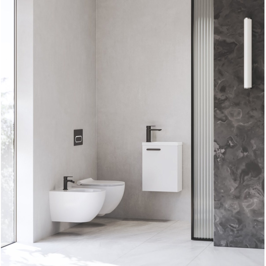 Ravak X070458 - CHROME 17.7 cm Basin Mixer, Black