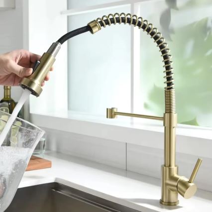 REA-B4821 - COLIN 42.5 cm Brushed Gold Kitchen Faucet with Pull-Out Spray