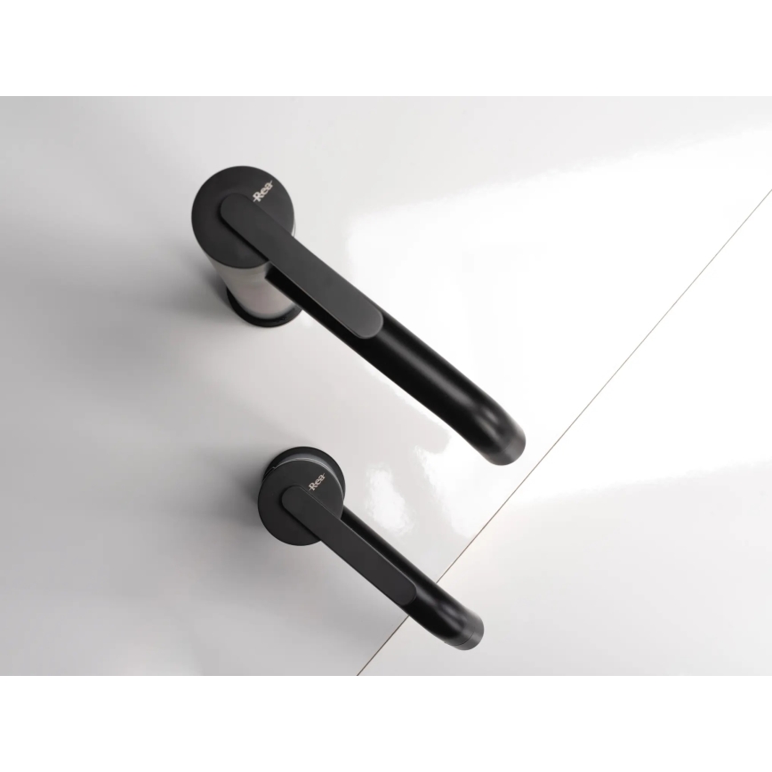 REA-B5508 - ONTARIO 30 cm Black Basin Mixer Tap