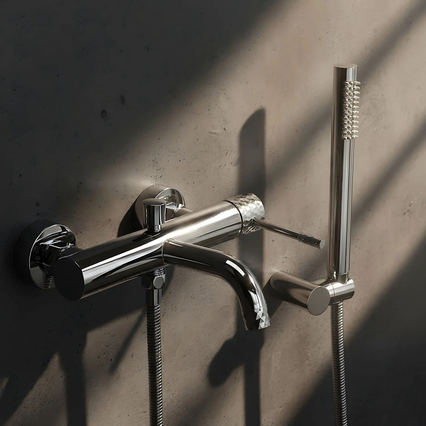 REA-B6447 - LUNGO DIAMOND Polished Chrome Bathtub Set