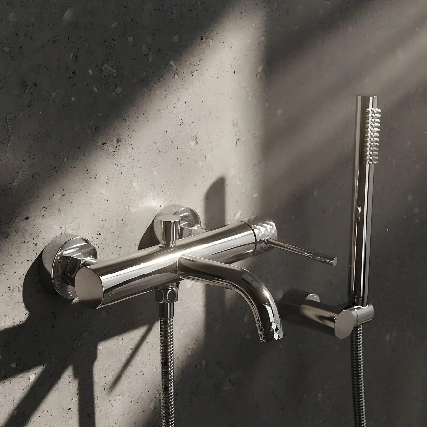 REA-B6447 - LUNGO DIAMOND Polished Chrome Bathtub Set