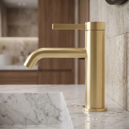REA-B6533 - RIVO Basin Mixer 16.5 cm Brushed Gold