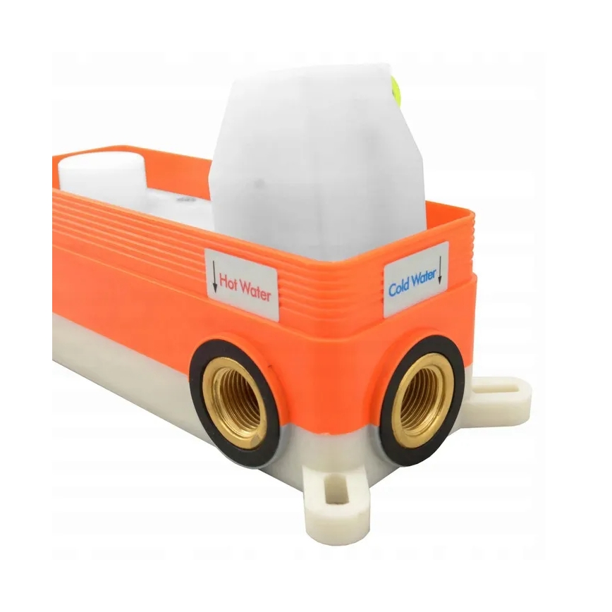 REA-B7503 - LUNGO Bathtub Set with Concealed Mixer, Brushed Gold