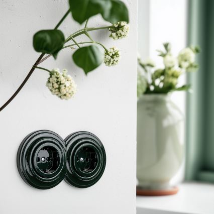 Reblig - Double retro-style domestic SCHUKO socket with frame, 230 V, green