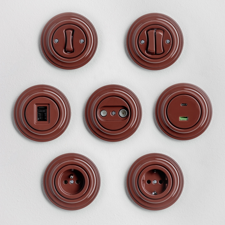 Reblig - Retro A+C USB Outlet with Frame, Brown