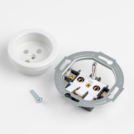 Reblig - Triple Retro Household Socket with Frame 230V White Ceramic