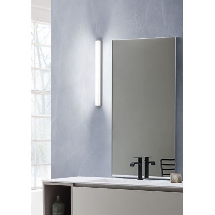 Redo 01-2330 - TASK Bathroom LED Illuminated Mirror, 18W/230V, 90 cm, CRI 90, IP44, Polished Chrome