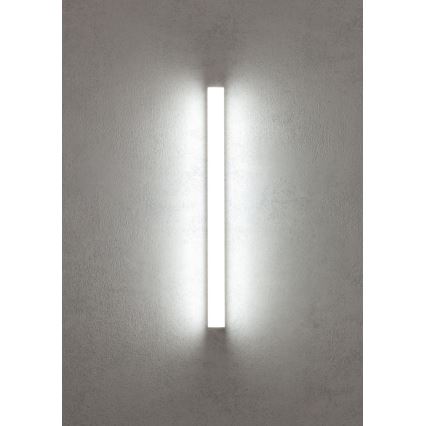 Redo 01-2330 - TASK Bathroom LED Illuminated Mirror, 18W/230V, 90 cm, CRI 90, IP44, Polished Chrome