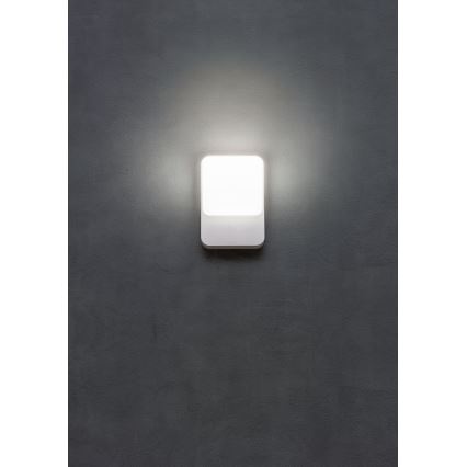 Redo 90128 - COLIN LED Outdoor Wall Light 9W/230V 4000K IP54, White