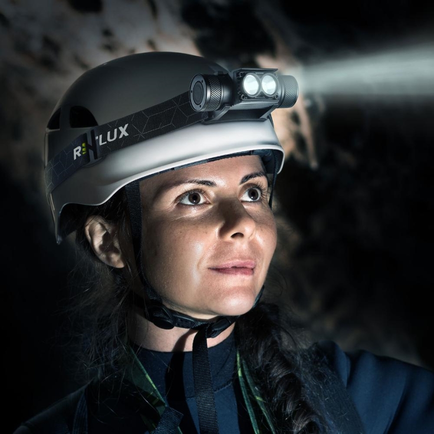 LED Dimmable rechargeable aluminum headlamp LED/2600 mAh IP65