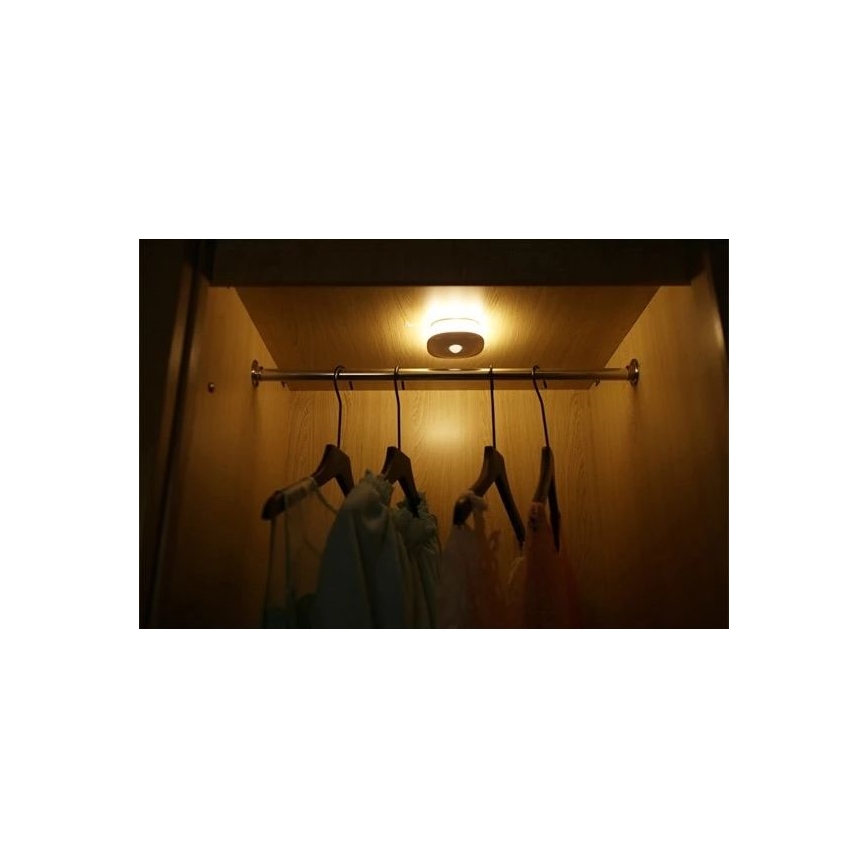 LED Orientation light with sensor LED/0,45W/3xAAA 3000K white