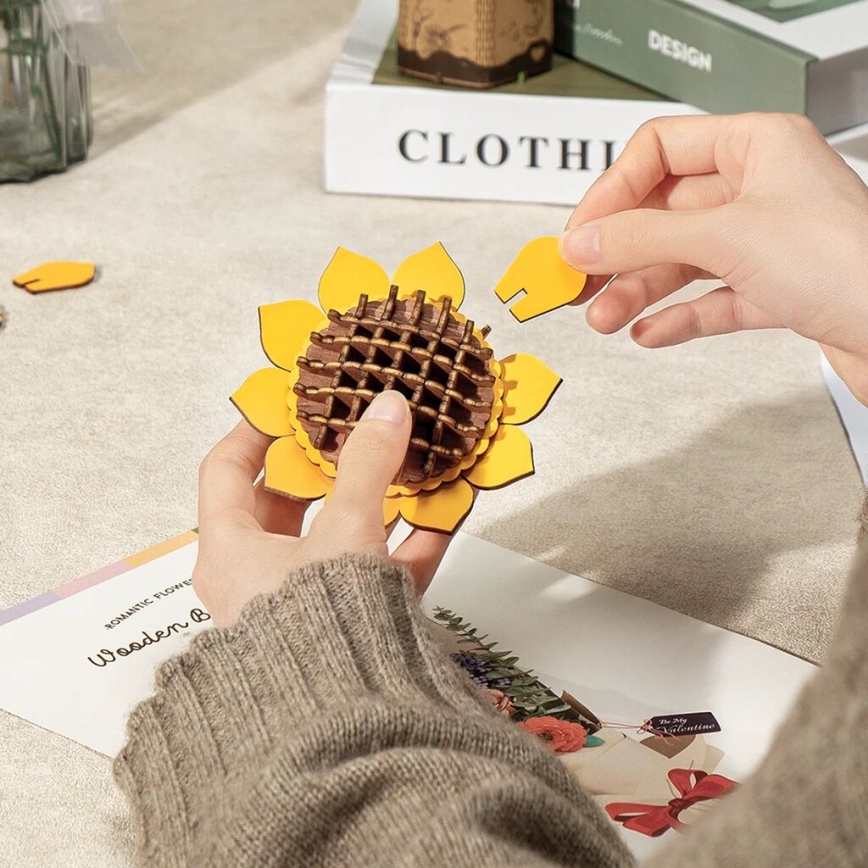 RoboTime - 3D wooden puzzle Bouquet