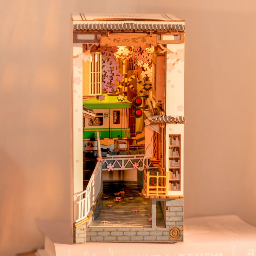 RoboTime - LED Bookstop Sakura alley 2xAAA