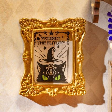 RoboTime - Miniature house Wizard's study 2xAAA