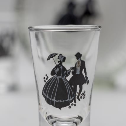 Set 1x glass bottle and 2x glass for shots clear with a dance motif