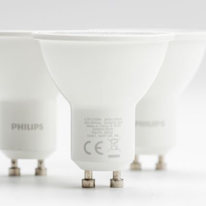 SET 3x LED Bulb Philips GU10/4,7W/230V 2700K