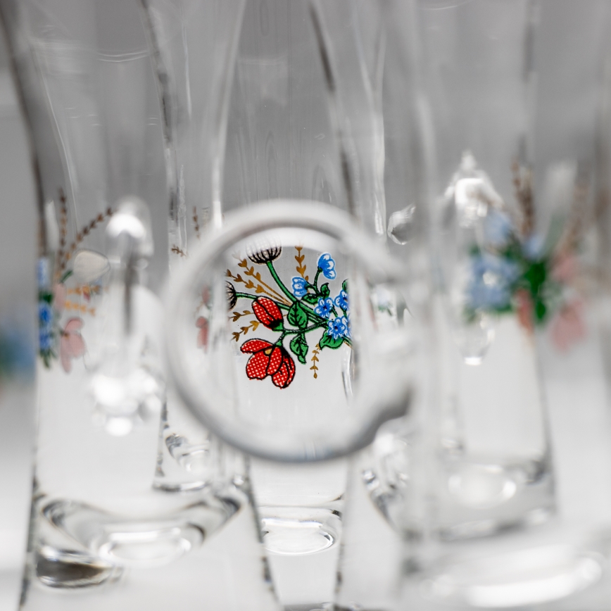 Set 6x liqueur glass with a handle clear with a bouquet motif no. 5