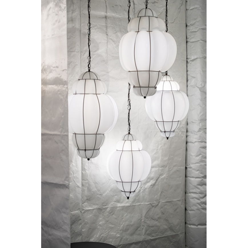 SIRU - Chandelier on a chain RIVISTO 1xE27/60W/230V d. 45 cm black/white Venetian glass