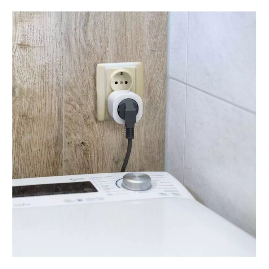 Smart socket SCHUKO GoSmart 3680W/230V/16A Wi-Fi Tuya