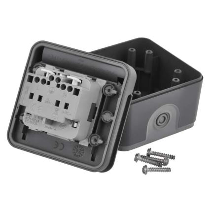 Socket for humid environment IP55