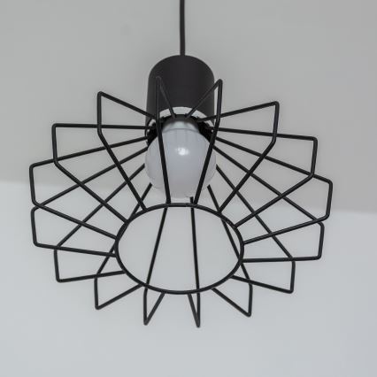 SOLANO Cable-Hung Pendant Light 3xE27/15W/230V Black/Glossy Chrome