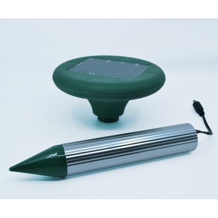 Solar mole repeller