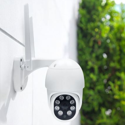 Smart outdoor camera with 2K (3MP) sensor, IP65 weatherproofing, Wi-Fi and Tuya support