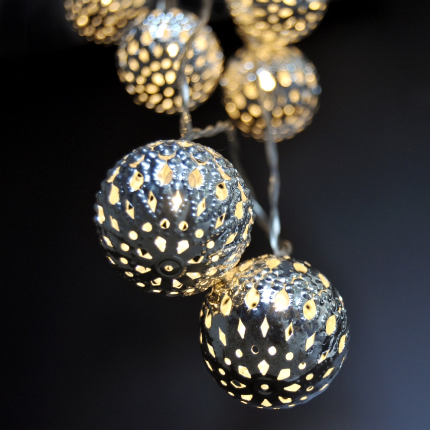LED Christmas chain 10xLED/2xAA 1m warm white