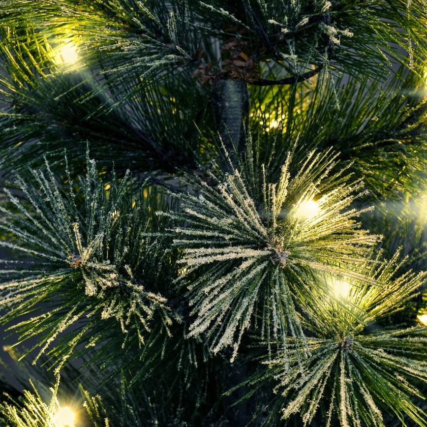LED Outdoor Christmas decoration 15xLED/3xAA tree IP44