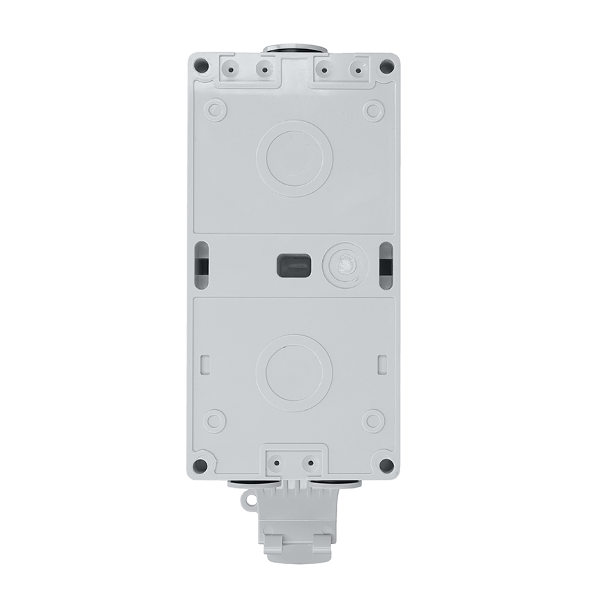 IP66-rated socket with switch for damp environments, 230V/16A