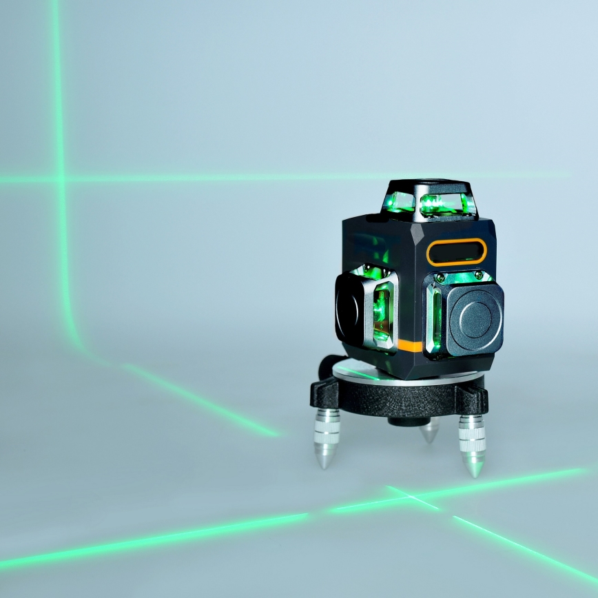 Professional laser spirit level 4000 mAh 3,7V IP54 + remote control