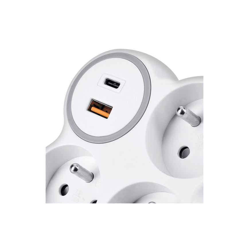 Power strip with three 16 A outlets and integrated 20 W USB-A + USB-C fast charger