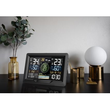 Professional weather station with color LCD display 5V/2xAA + 3xAA + 2xAA Wi-Fi Tuya