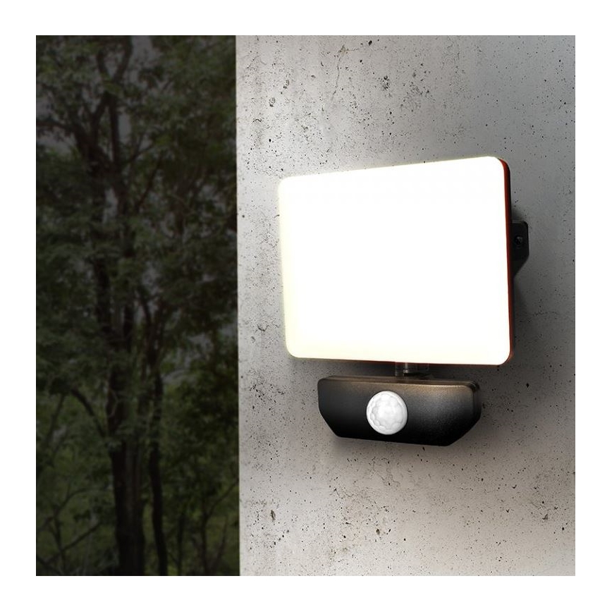 LED Outdoor floodlight with a sensor LED/10W/230V 4000K IP44