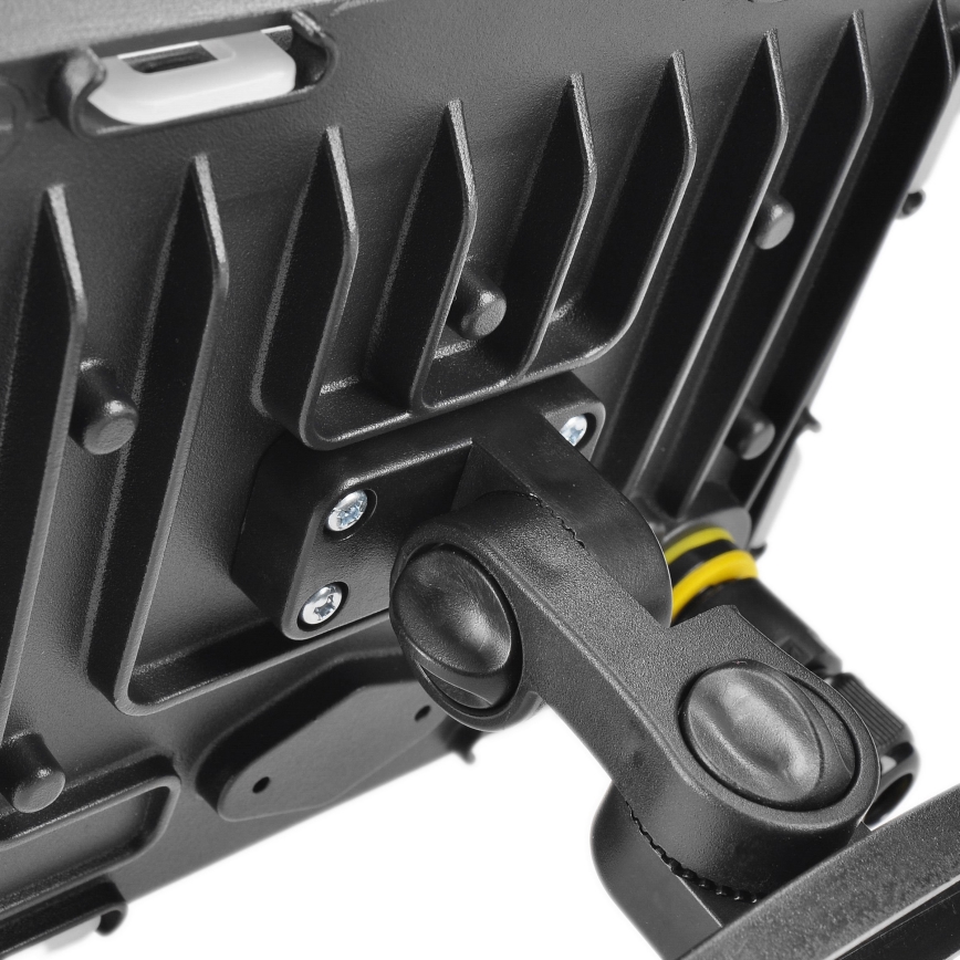 LED Outdoor floodlight LED/30W/230V 4000K IP65