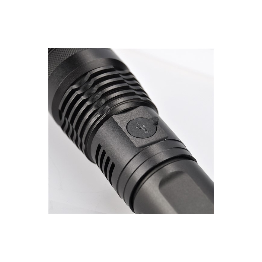 LED Rechargeable flashlight LED/Li-Ion