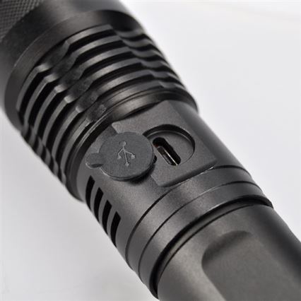LED Rechargeable flashlight LED/Li-Ion