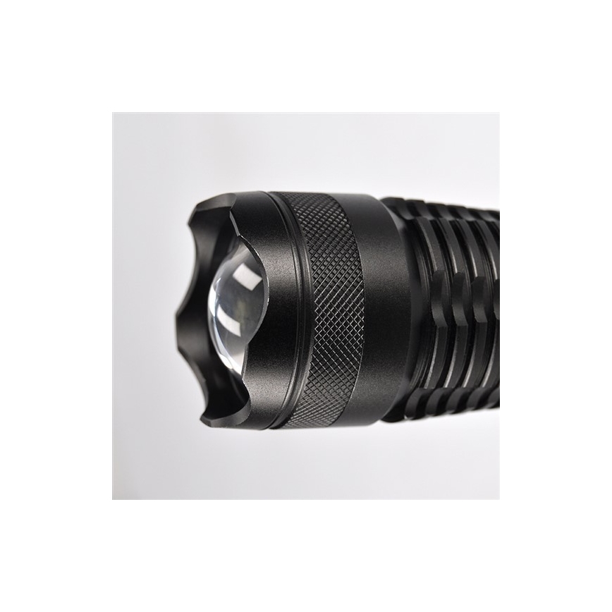 LED Rechargeable flashlight LED/Li-Ion