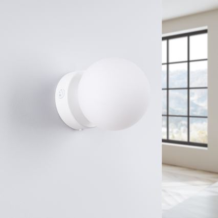 Wall light YOLI 1xG9/8W/230V white