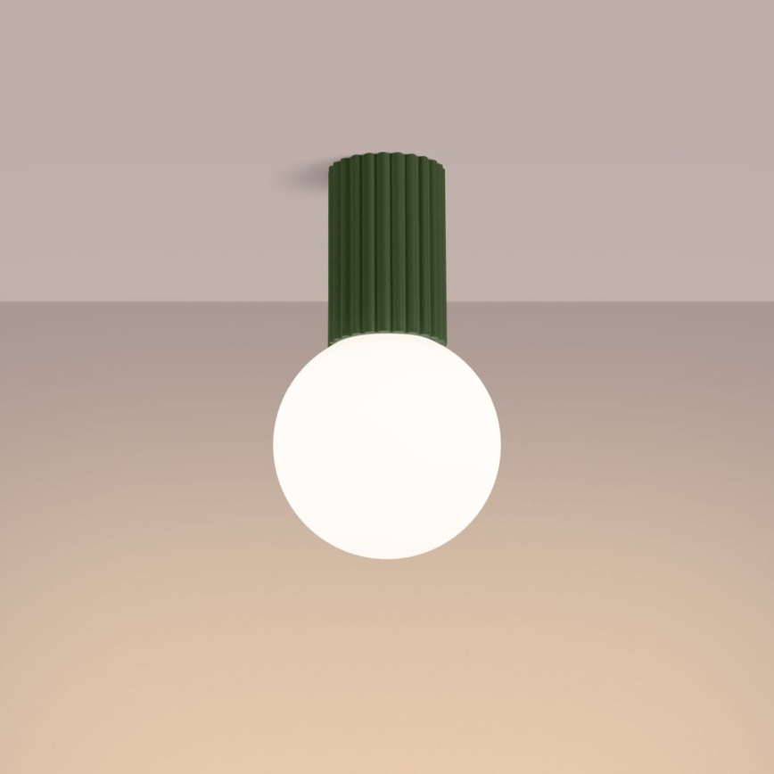 Bathroom ceiling light HALO 1xG9/8W/230V d. 12 cm IP44 green