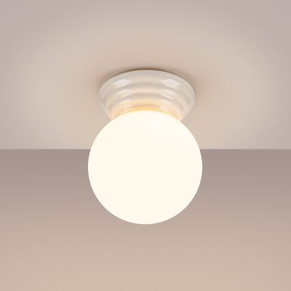 Bathroom ceiling light ZORI 1xG9/8W/230V Ø 12 cm IP44 white