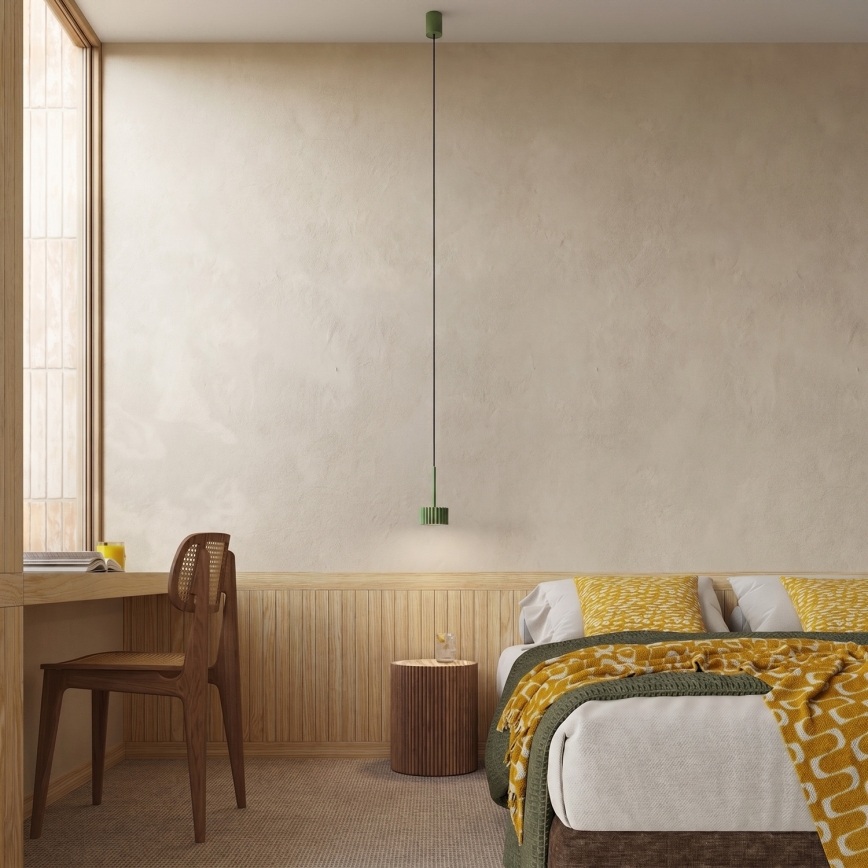 AURA cable-suspended pendant light 1xGX53/10W/230V green