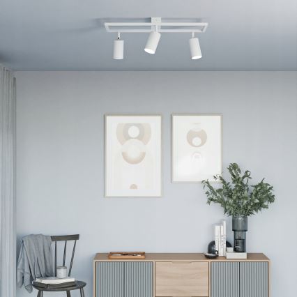 Spotlight 3xGU10/30W/230V white