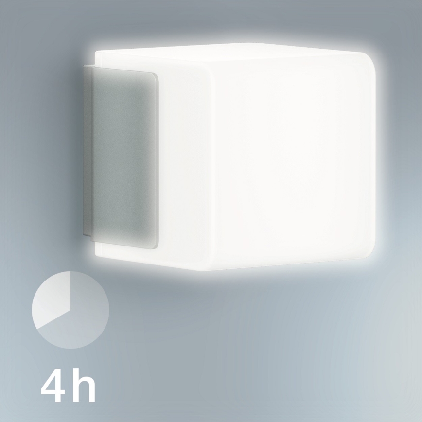Steinel 055523 – LED Outdoor Light with a Motion Detector L 835 LED/9.5W/230V IP44 Silver