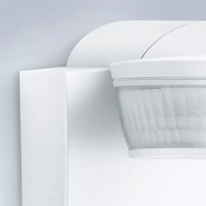 Steinel 059576 - Motion sensor SensIQ IP54 white + remote control