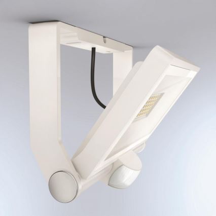 Steinel 065270 - LED Floodlight with a sensor LED/42,6W/230V 3000K IP44 white