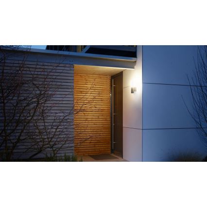 Steinel 065829 – LED Outdoor Light with a Motion Detector L 620 LED/13.5W/230V IP44