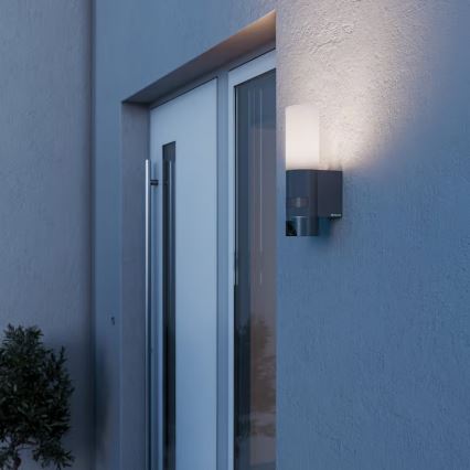 Steinel 092597 - L 620 Outdoor LED Light with Sensor and Camera LED/13,5W/230V IP44