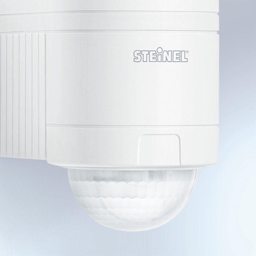 STEINEL 602819 - Outdoor infra-red wall sensor IS240 white IP54