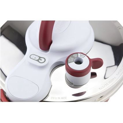Tefal - Pressure cooker 6 l CLIPSO MINUT PERFECT stainless steel